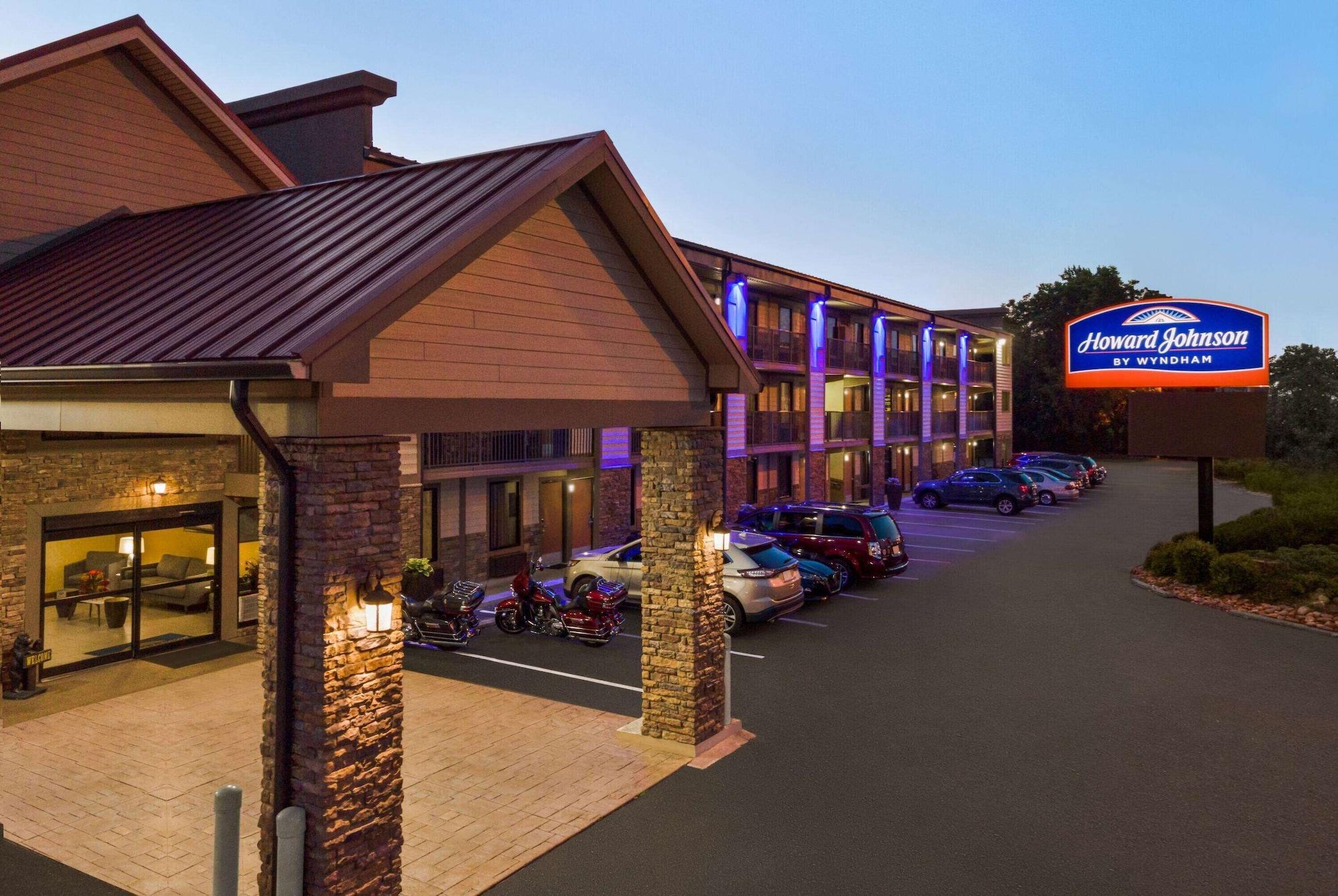 Howard Johnson By Wyndham Pigeon Forge Hotel Exterior photo